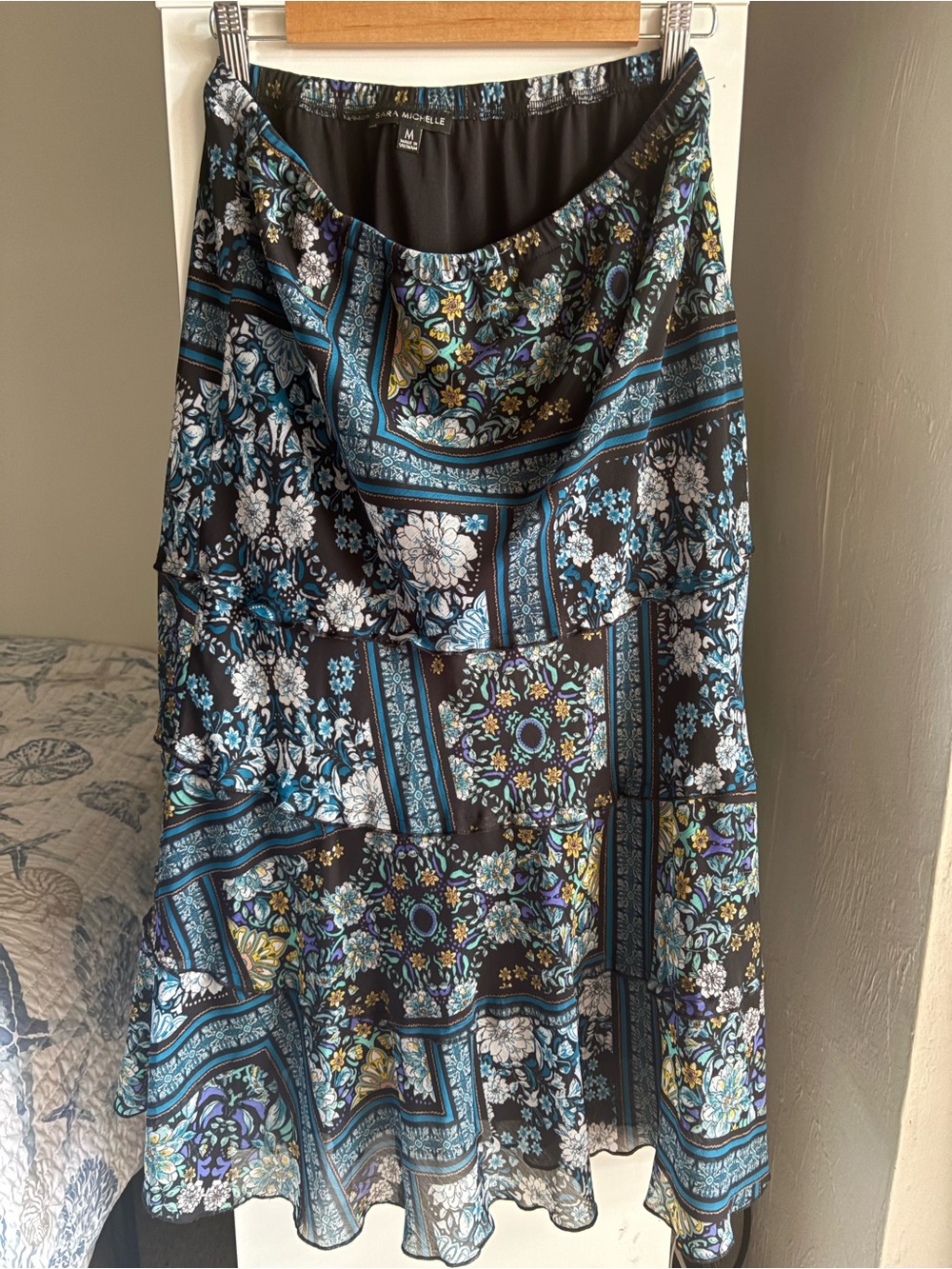 Sara Michelle Floral Patchwork Midi Skirt in Black, Blue, White